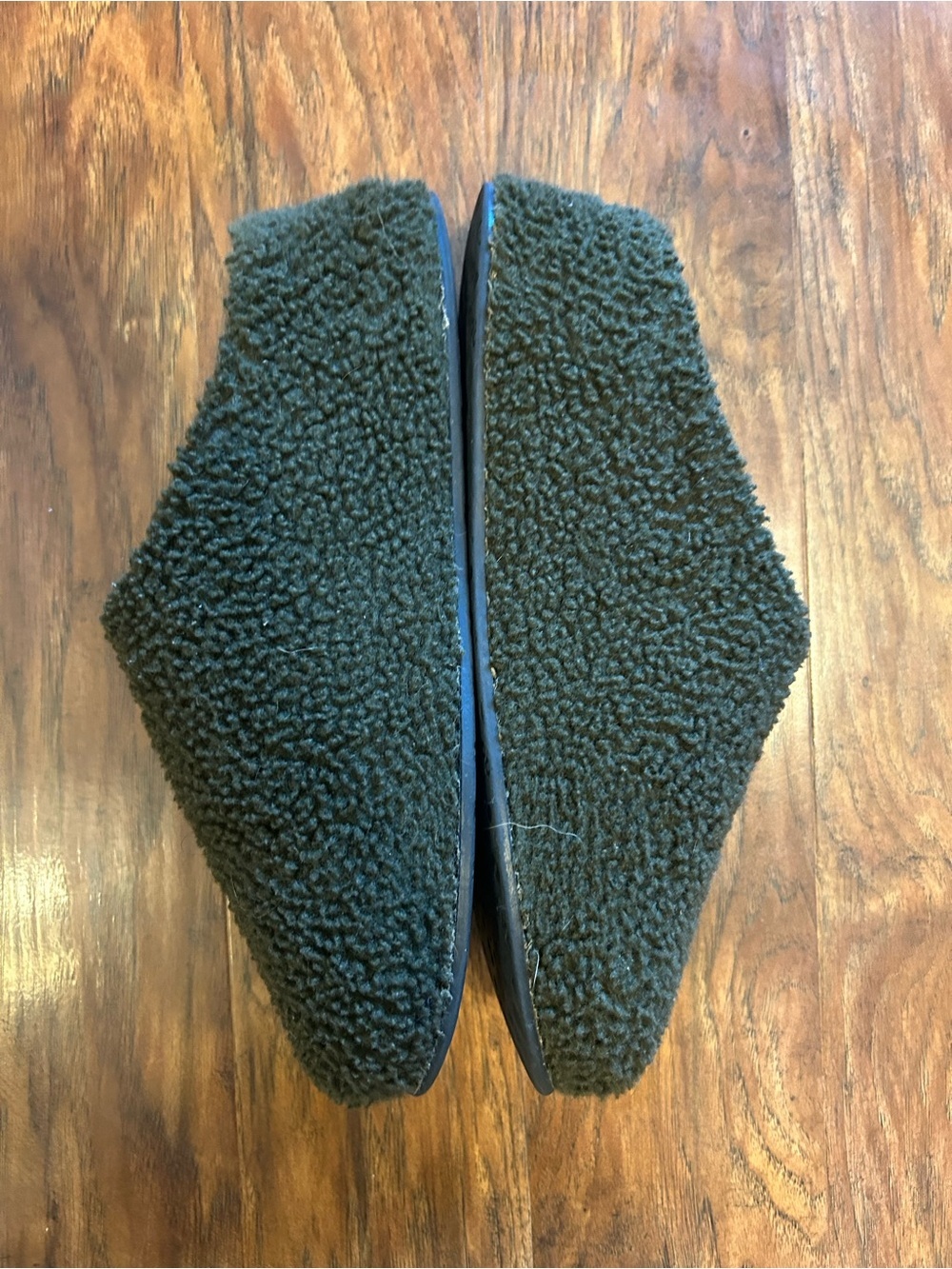 Bombas Great Black Sherpa Clog Slippers Fuzzy Perfect for Fall Winter - Picture 4 of 4